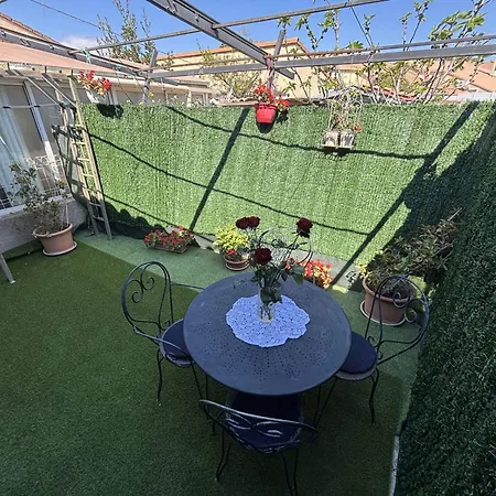 Holiday home Maison Confortable 8 Personnes Avec Jardin, - Fr-1-229c-105